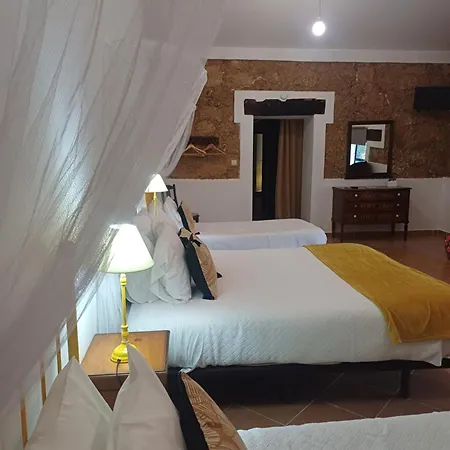 Monte Da Fonte Santa De Sao Luis בית כפרי